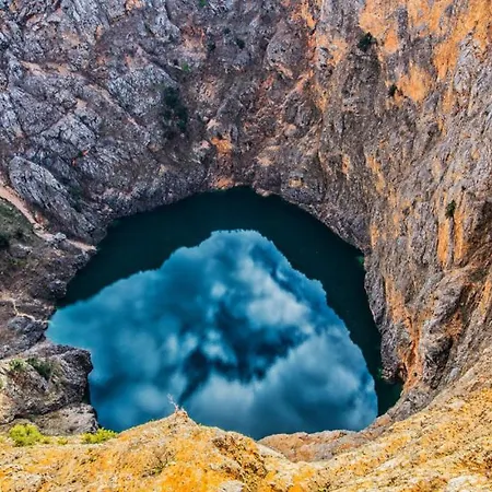 Kristina - Makarska By Guide Villa