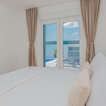 Βίλα Kristina - Makarska By Guide *